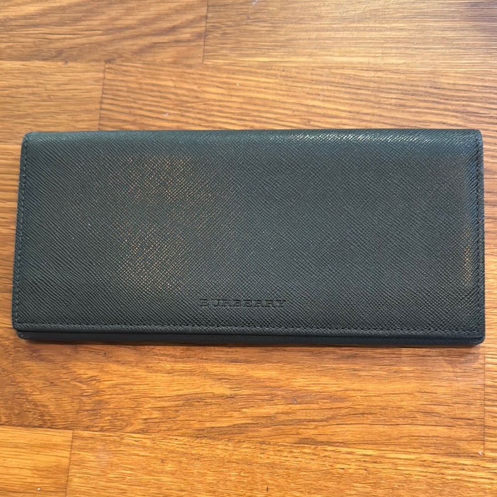 Burberry Nova check long wallet